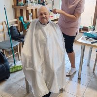 21_Skrášľovanie – holička_2508