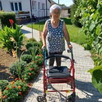 4_Prechádzky po záhrade_2508