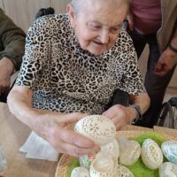 10_Tvorivé dielne s manželmi Komárovými z Bošian-veľkonočné vajíčka_2603